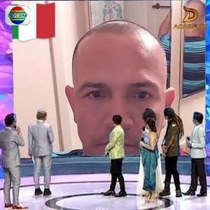 Meet your Posher, Deric hernandez